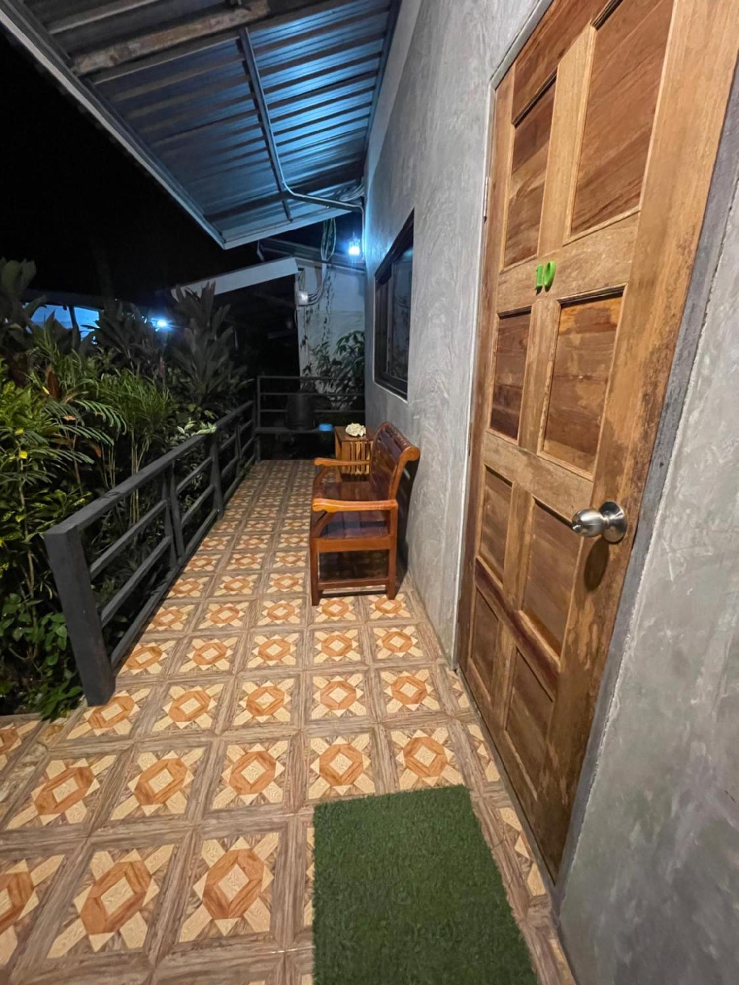 A.P.Guesthouse Ко Мак Екстериор снимка